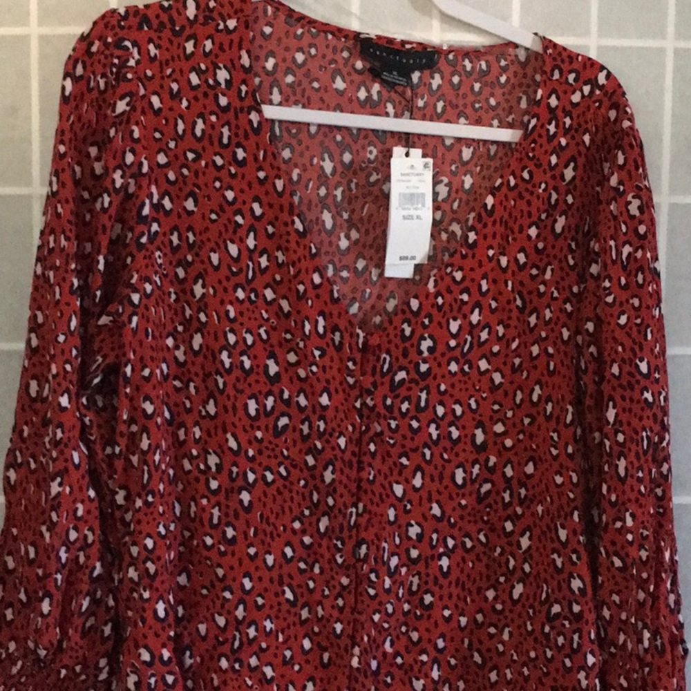 Sanctuary top